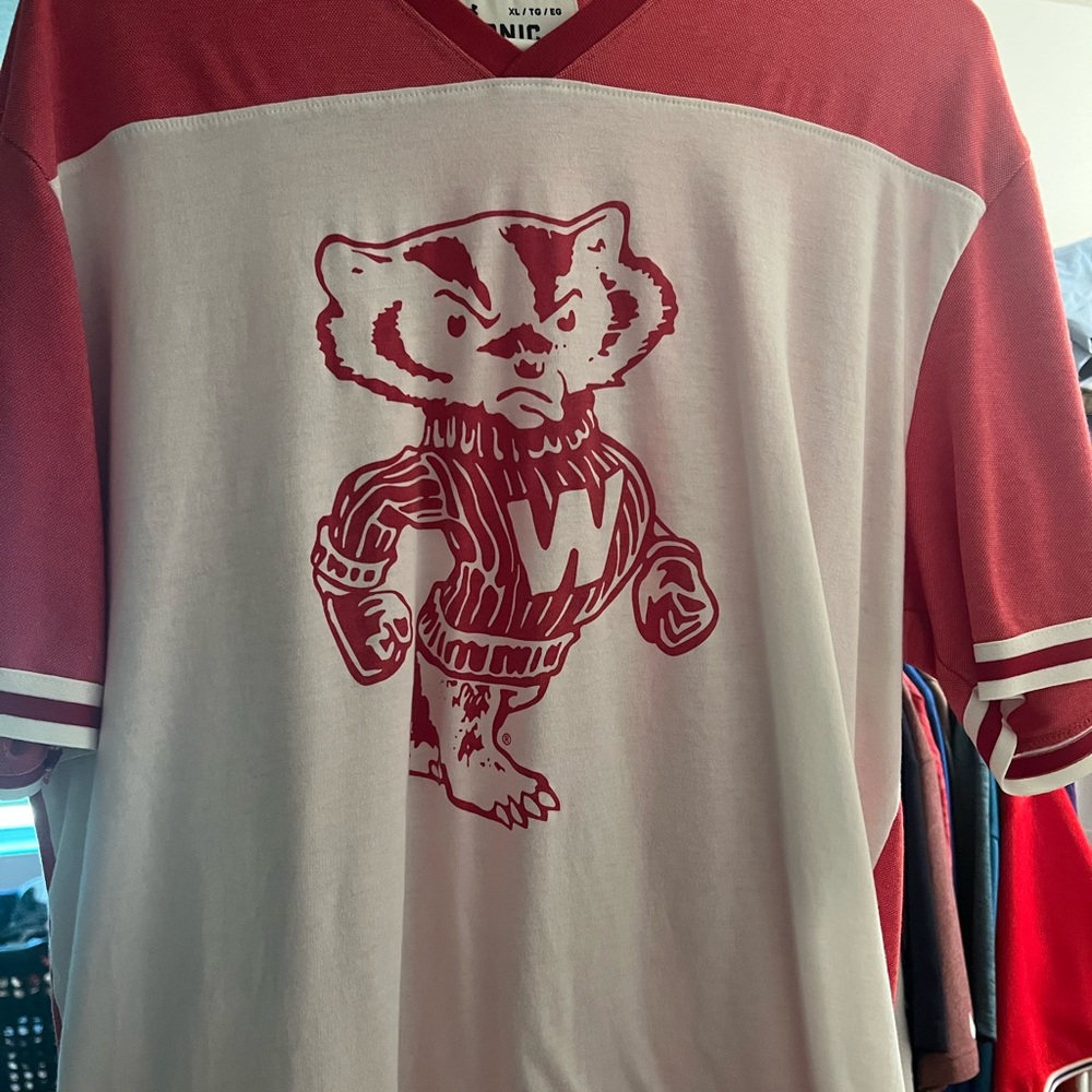 Under Armour Iconic Collection Wisconsin Badgers Tee